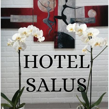 Hotel Salus ミラノ エクステリア 写真
