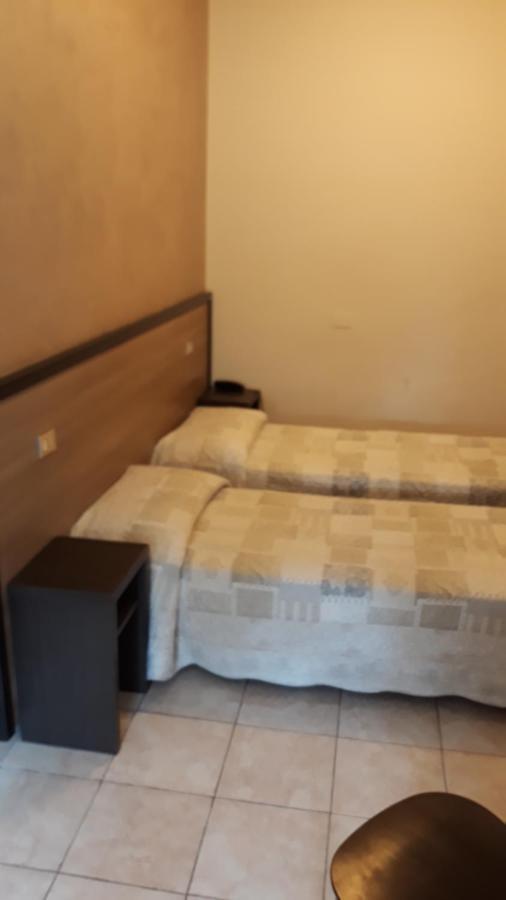 Hotel Salus ミラノ エクステリア 写真