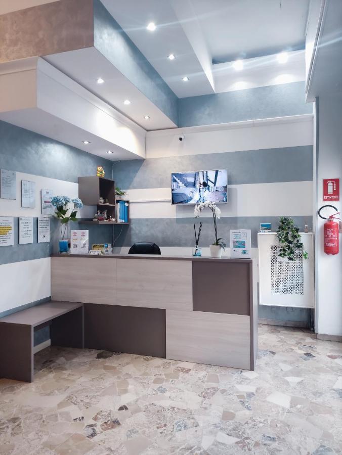 Hotel Salus ミラノ エクステリア 写真