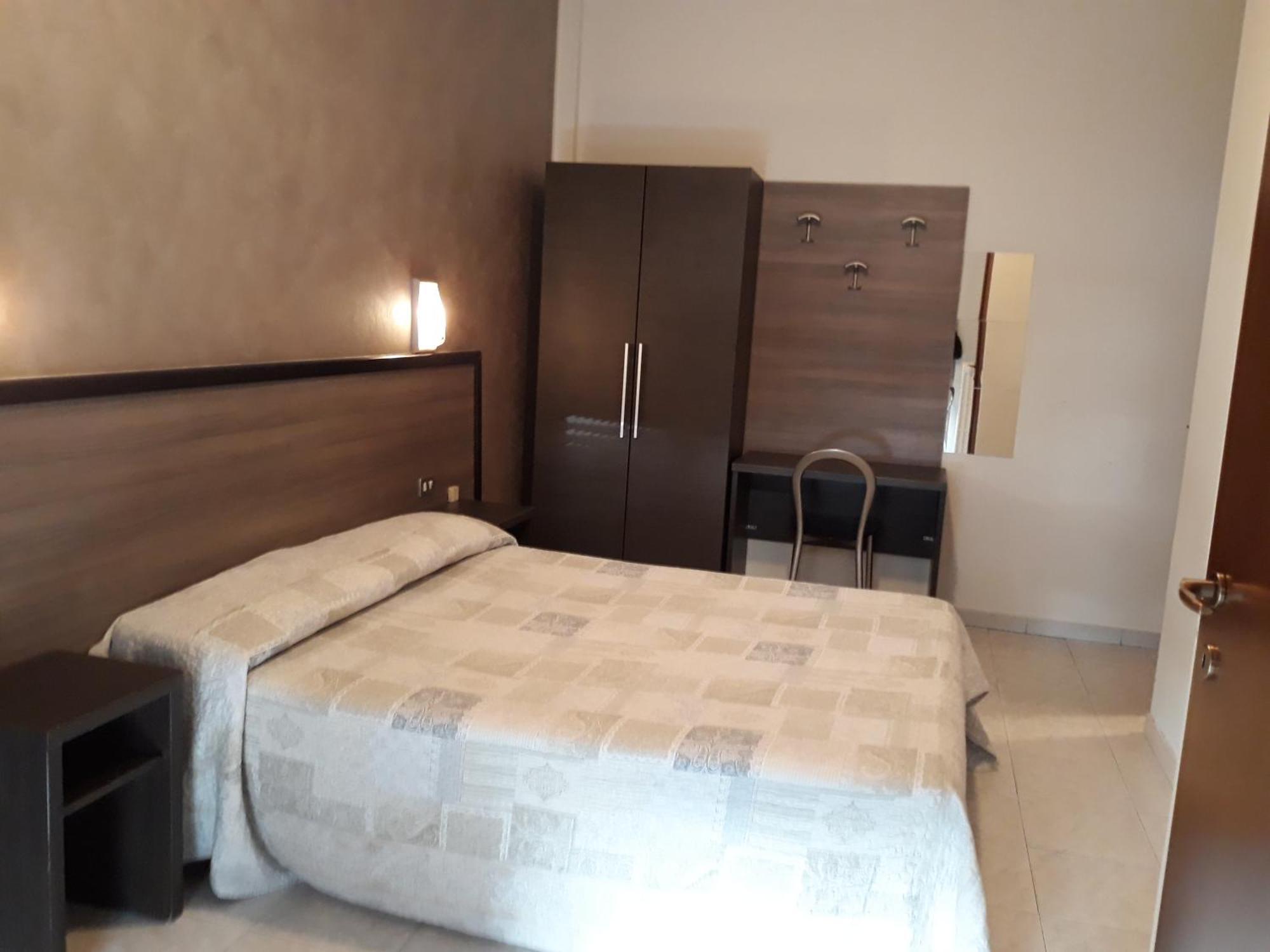 Hotel Salus ミラノ エクステリア 写真