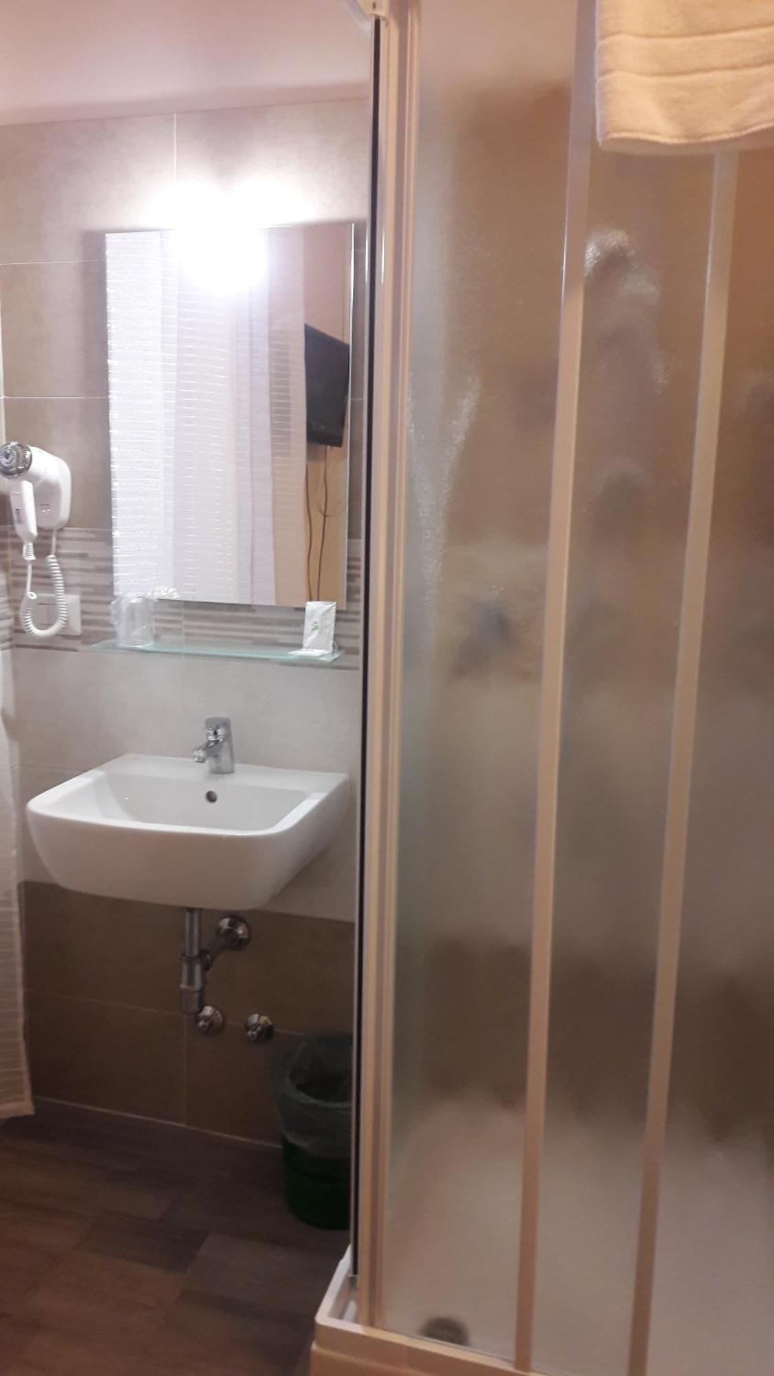 Hotel Salus ミラノ エクステリア 写真