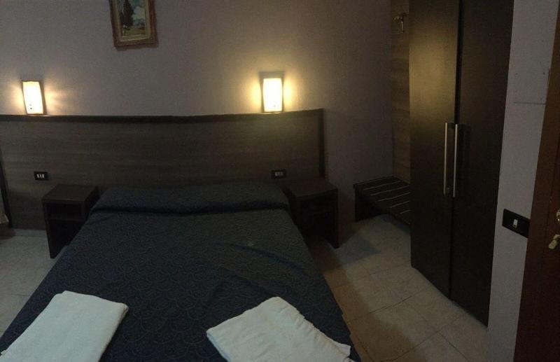 Hotel Salus ミラノ エクステリア 写真